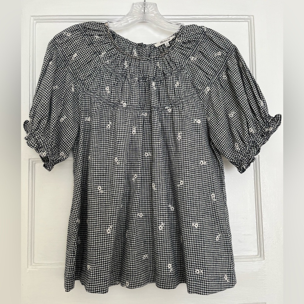 Embroidered Gingham Shirred Puff-Sleeve Top - Small